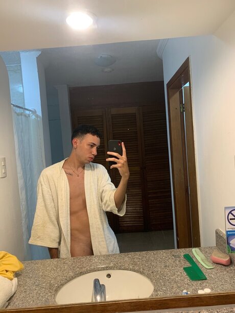 Angel Torrealba onlyfans strip