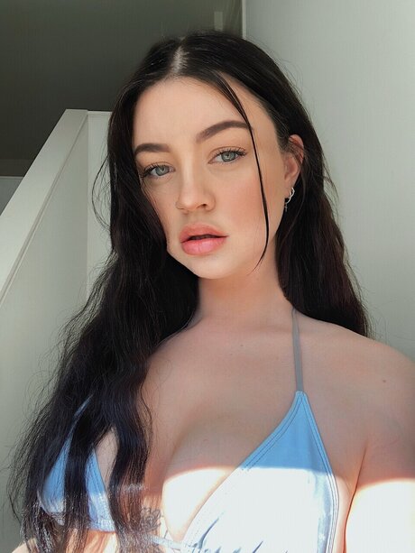 Baby Angel only fans pic