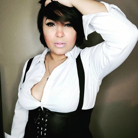 Tiffany Locklear onlyfans leams