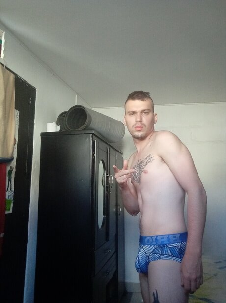 Alvaro Aza leaked only fans nudes