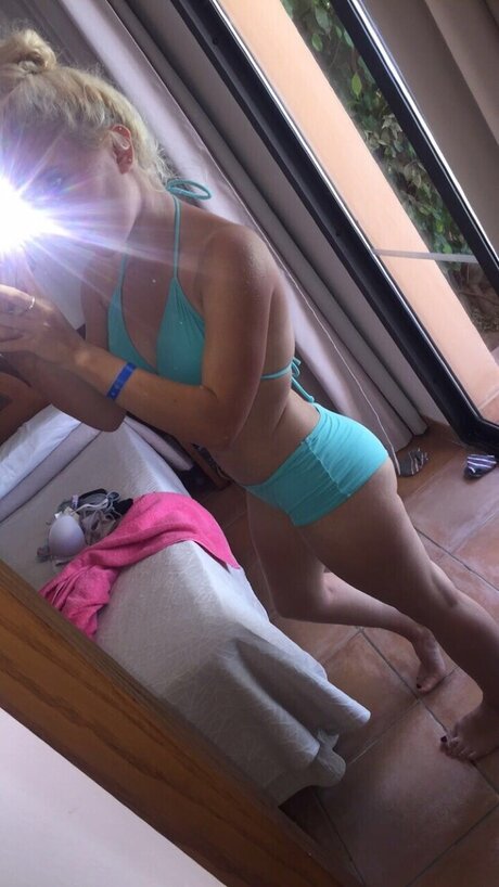 Chelsey jenkins nude leaked onlyfans