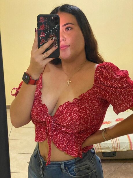 Zile Lagirdam hot onlyfans