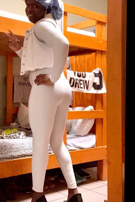 Pretty diamond only fans nude