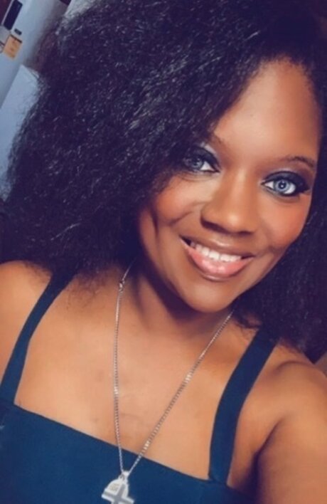 _Social Butterfly_ onlyfans model photos