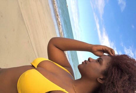 Lesyeuxdeleni onlyfans fotos