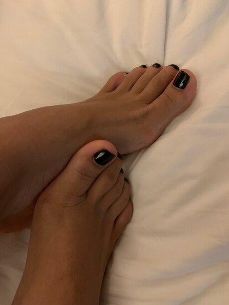 Lilly Skye onlyfans nude tits