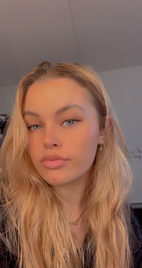 Minna only fans nude