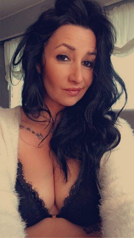 Demi Shay onlyfans explicit content