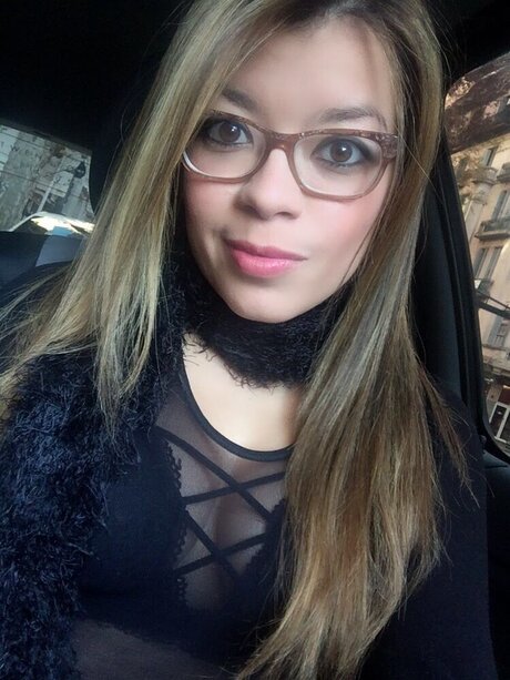 MariCaroVale onlyfans nide