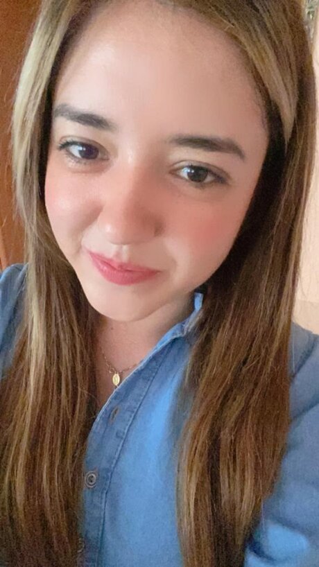 Maytee Badillo L pez onlyfans model