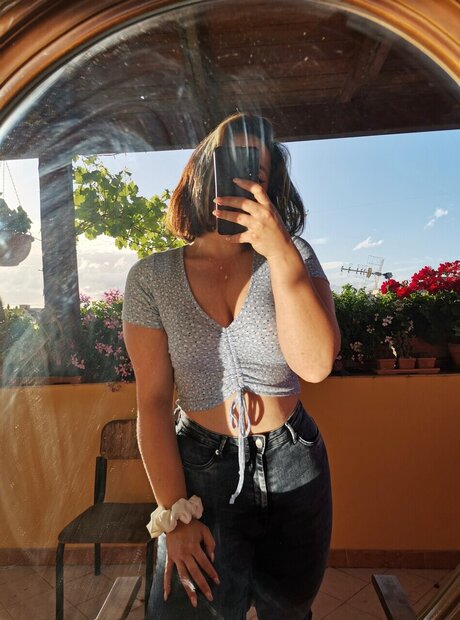 Veronica iacona onlyfans model photo