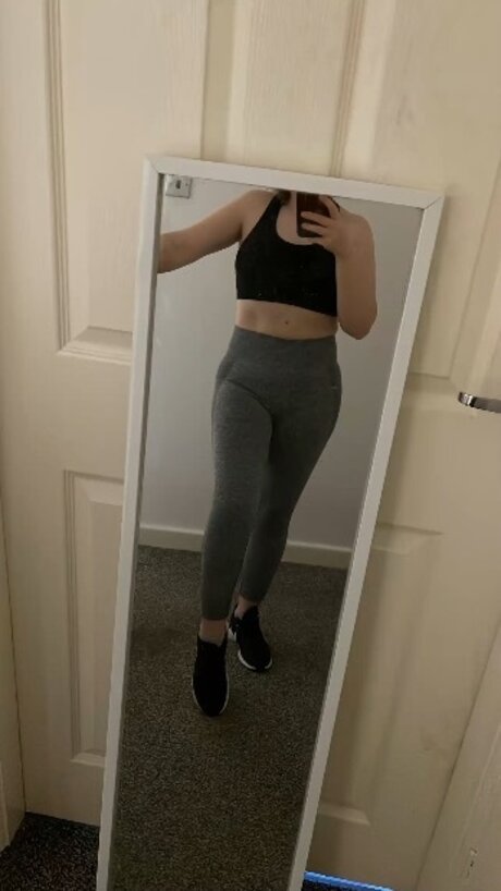 louise w onlyfans naked porn