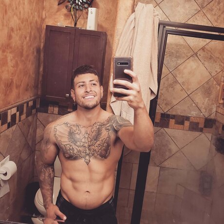 Juan De Luna onlyfans sextape leak