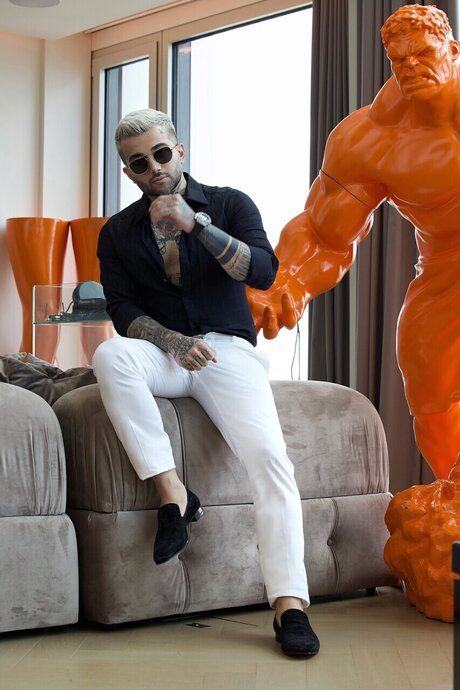 pooyan mokhtari onlyfans photo