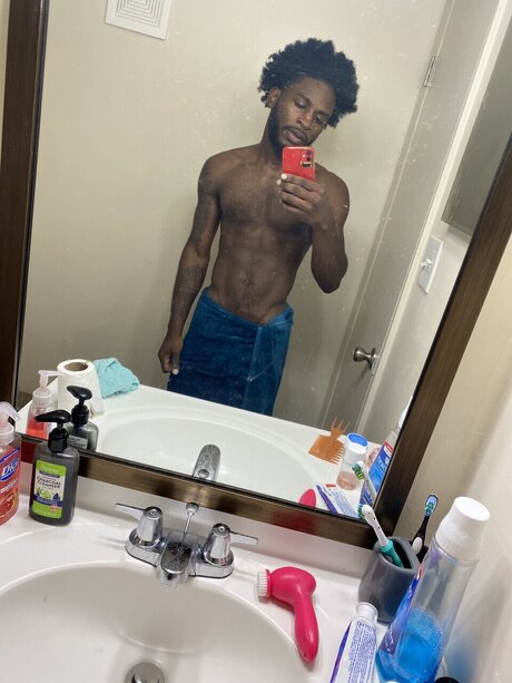 BdDee onlyfans model