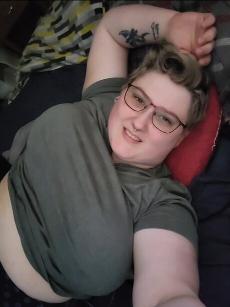 Jess Jett_ onlyfans posts