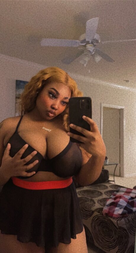 Chanelle strip onlyfans