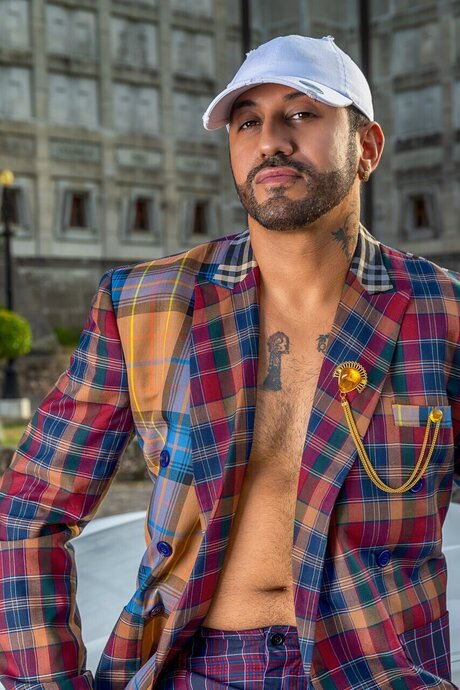 Carlos Galan topless onlyfans