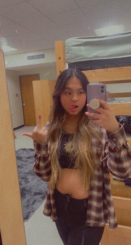 Trini Dang leaked naked onlyfans