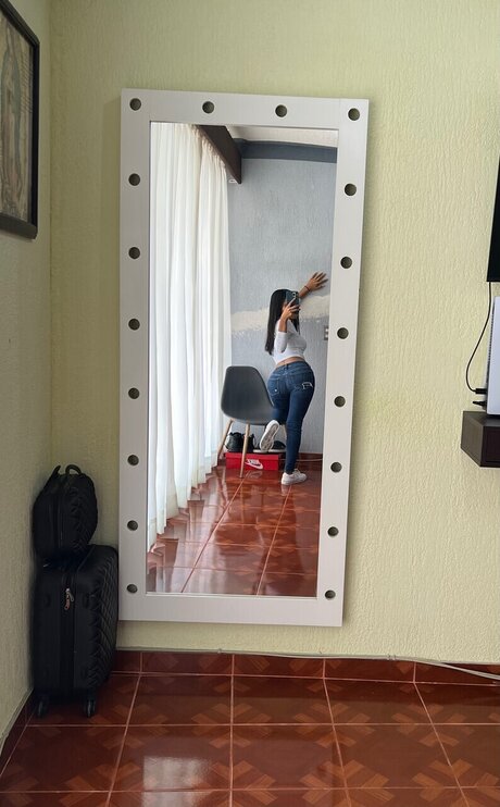 Viridianabe topless onlyfans