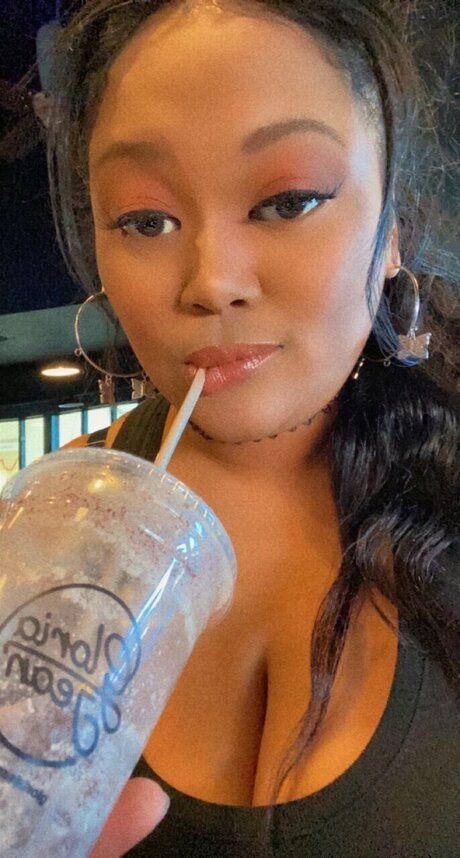 GU dGirl onlyfans leaks