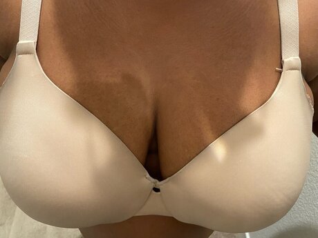 Alena Desire only fans