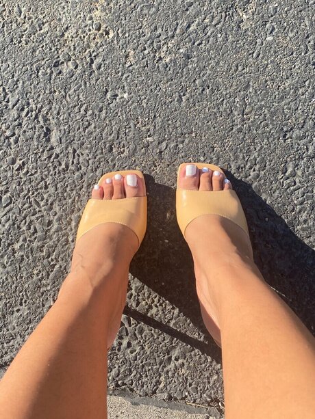 Divinitytoes onlyfans leakd