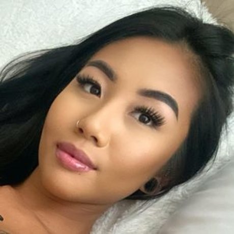 Rosebby onlyfans nude leaked