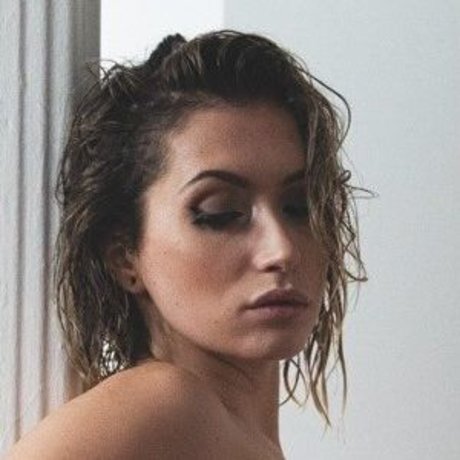 Lysandre Nadeau onlyfans leaks nudes