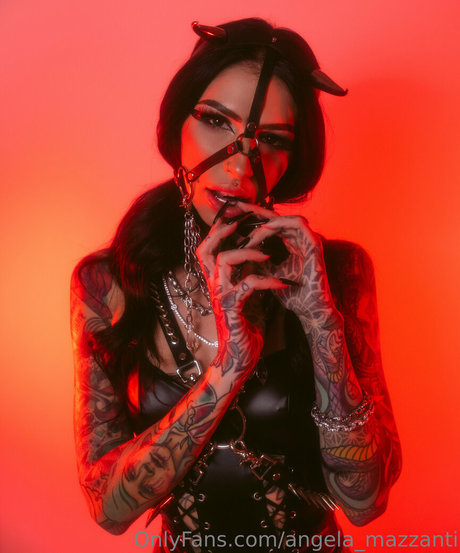 Angela Mazzanti onlyfans sex leak
