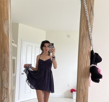 Anne Frank onlyfans sexy