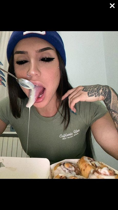 Bakhar Nabieva onlyfans model photo