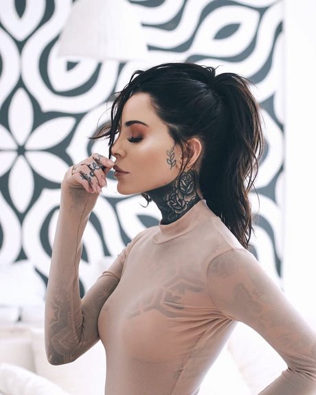 Candelaria Tinelli Profile pic