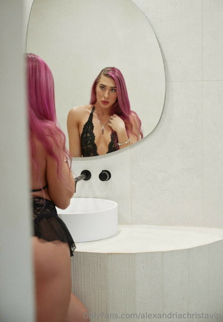 Alexandria Christa nsfw onlyfans
