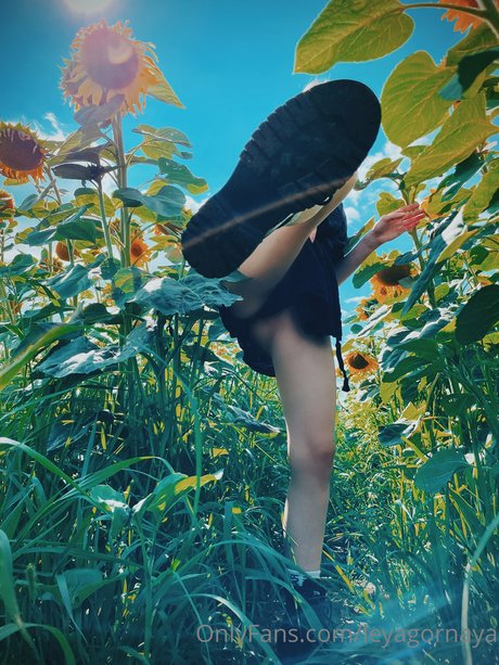 Leya Gornaya nudes onlyfans