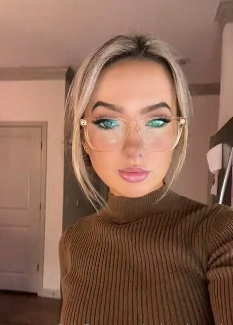 paigealannah onlyfans tits