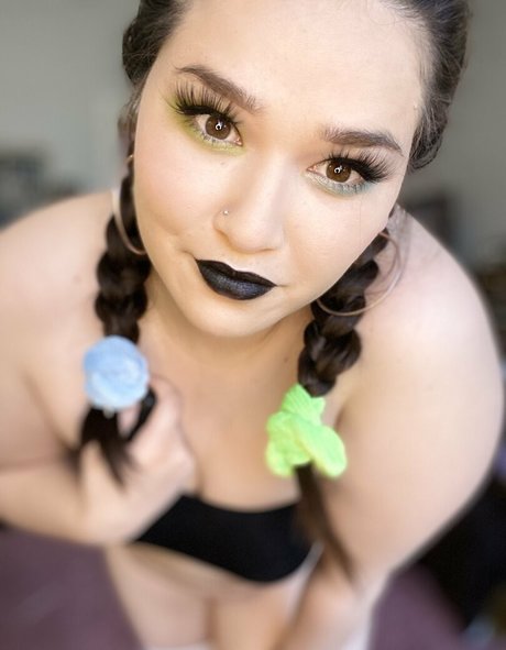 kellijellibelli onlyfans nude