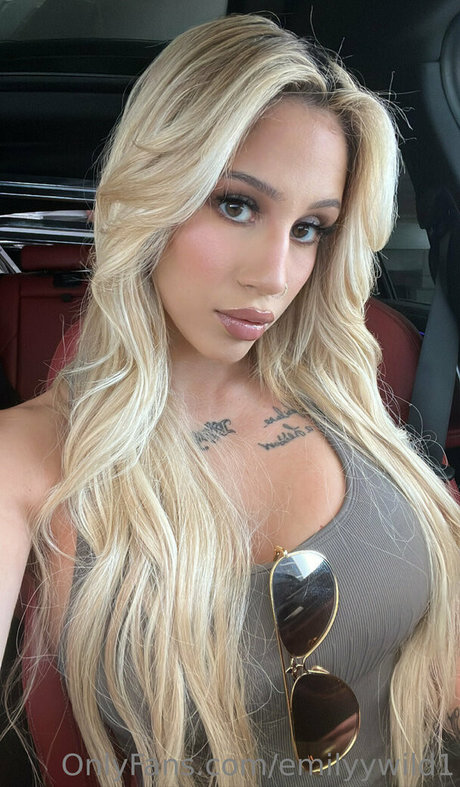 Emilyy Wild free onlyfans