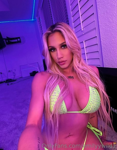 Emilyy Wild leaked onlyfans sextape