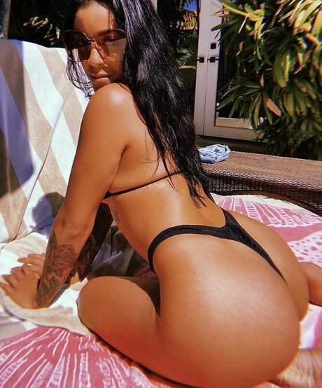 Mia Martinez onlyfans nudes porn