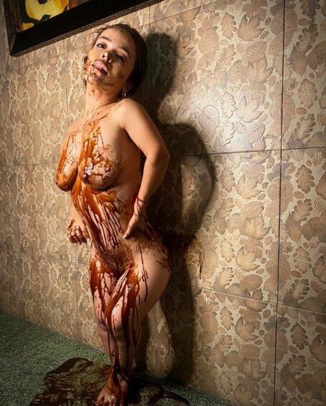 Angie Villalba onlyfans model images