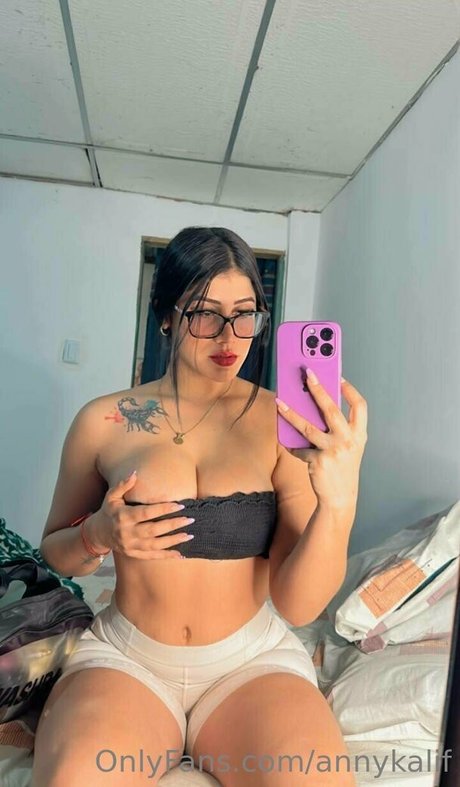 annykalif nude onlyfans pics