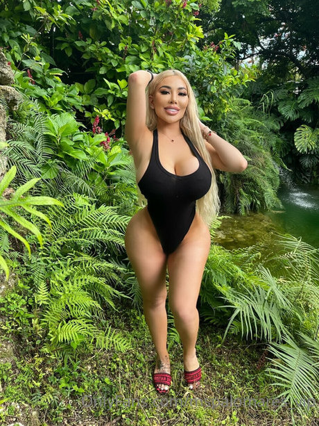 Ms Palomares ass onlyfans