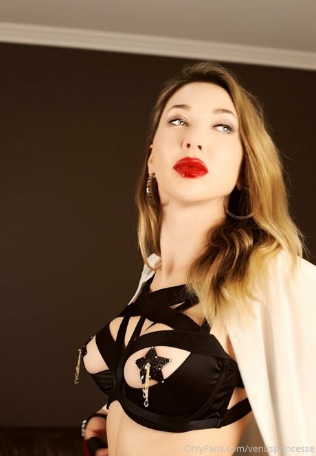 beautiful face onlyfans sexy naked print