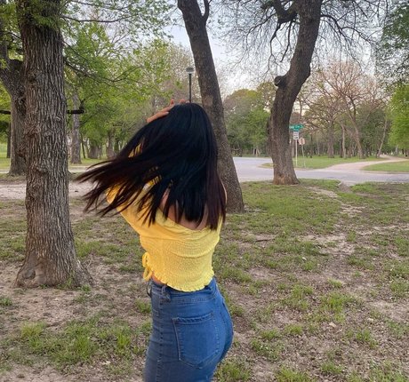 big tits cougar onlyfans sexy photo