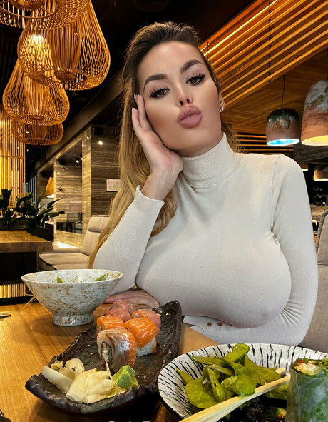 katebigboobs onlyfans mega