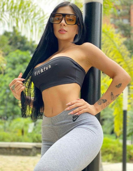 Annie Lust onlyfans nude pics