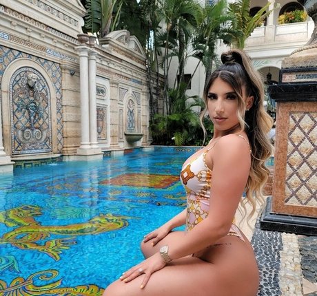 Isabella Buscemi onlyfans leak xxx