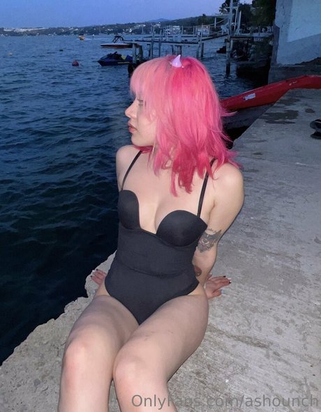 Ashounch onlyfans free