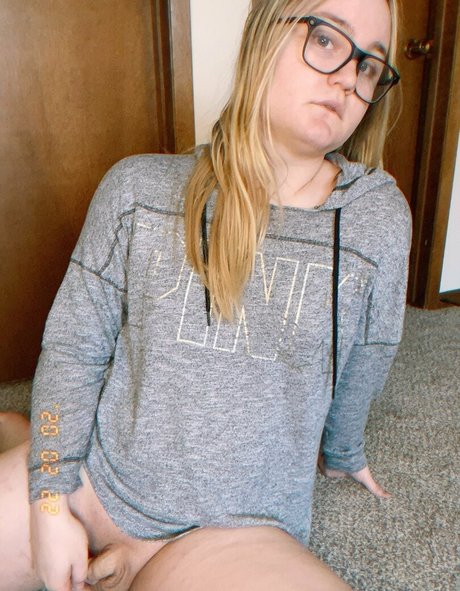 Scarlett Williams only fans photos